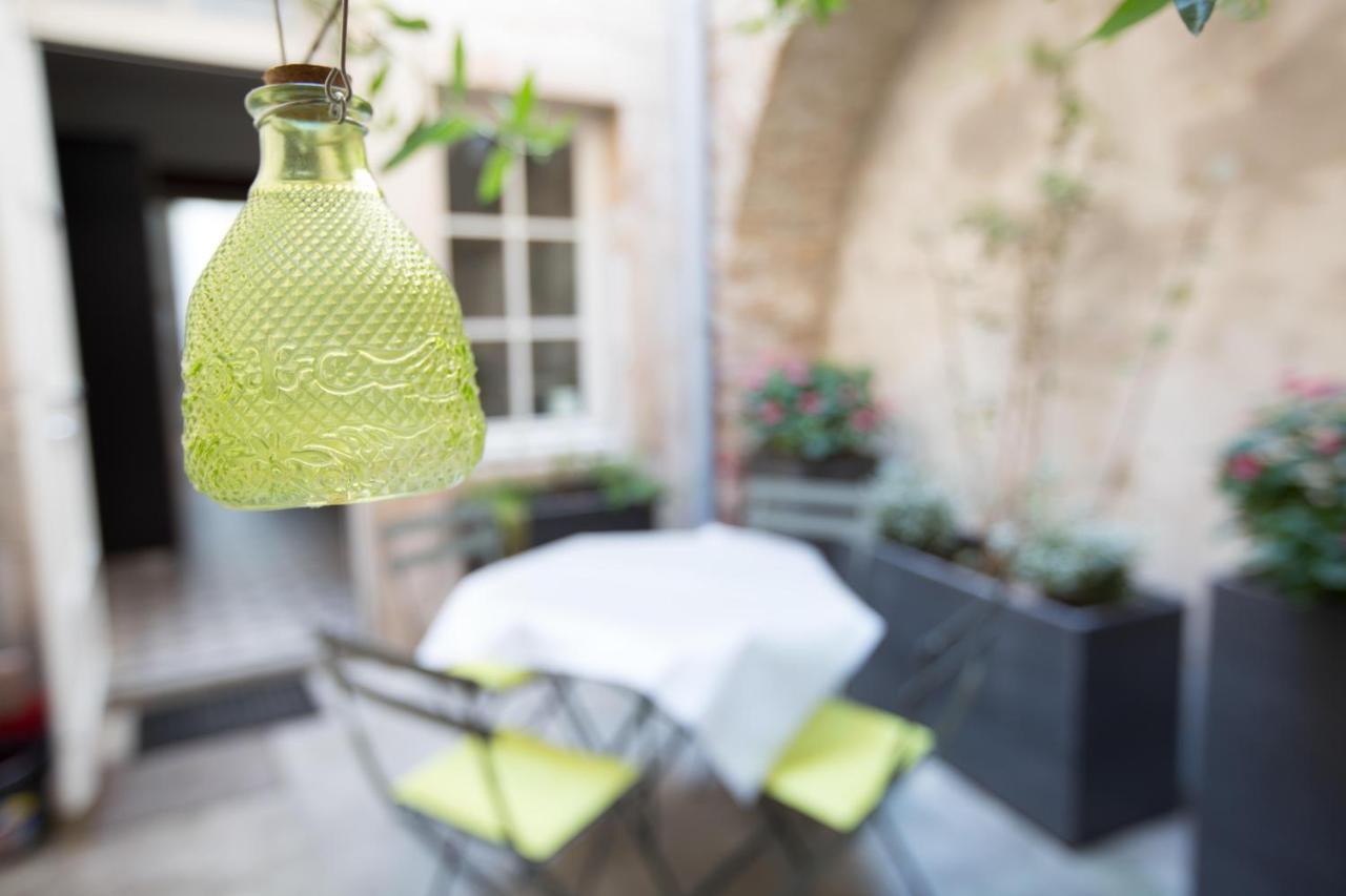 L'Aubertine - Appartement Hypercentre Avec Terrasse Beaune  Exterior foto
